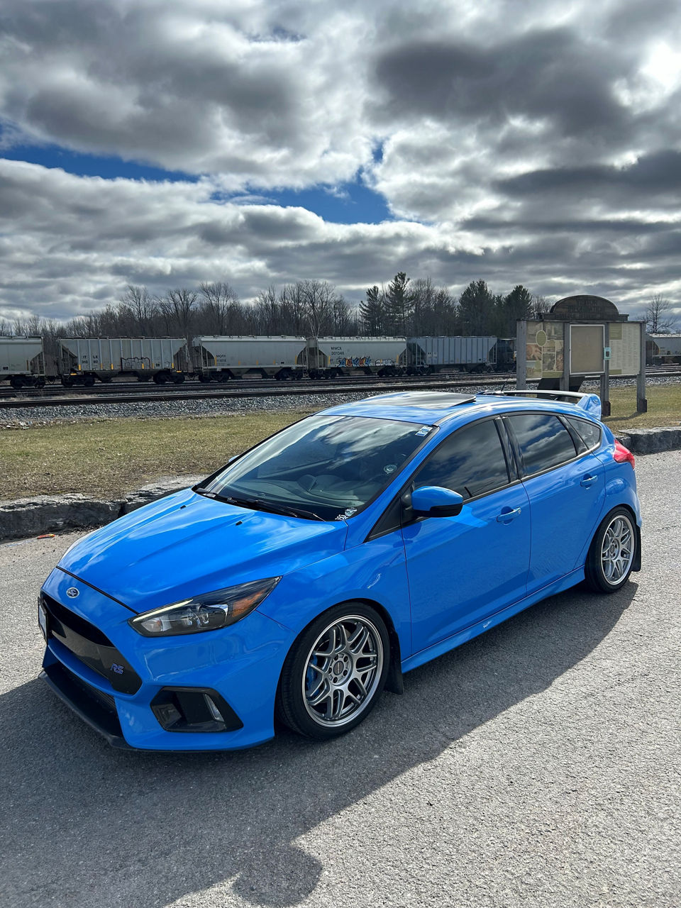 2018 Ford Focus - Motegi MR158 Tsubaki - Silver | Motegi Wheels